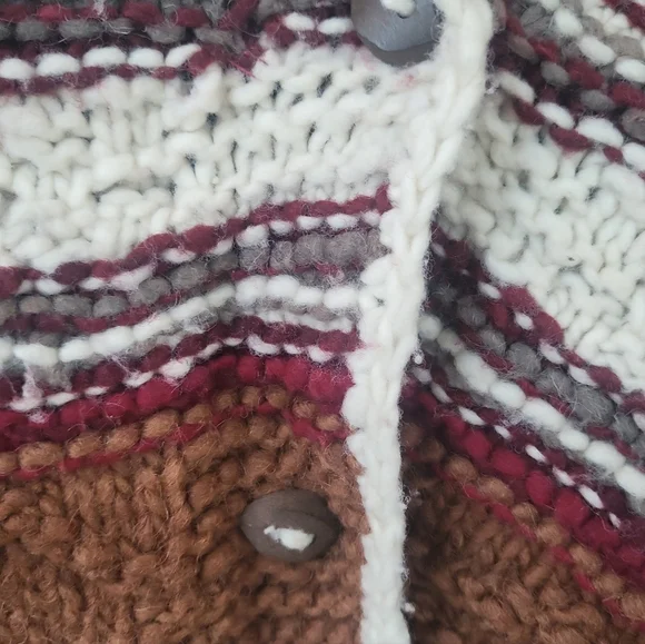 Vintage Worlds Apart Chunky Hand Knit Wool Cropped Cardigan Sweater Size M - Picture 7 of 11